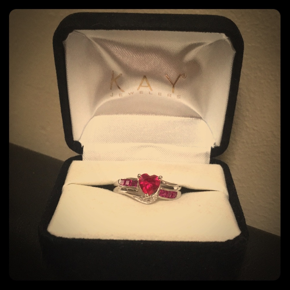 Kay Jewelers Red Heart 925 Sterling Silver Ring